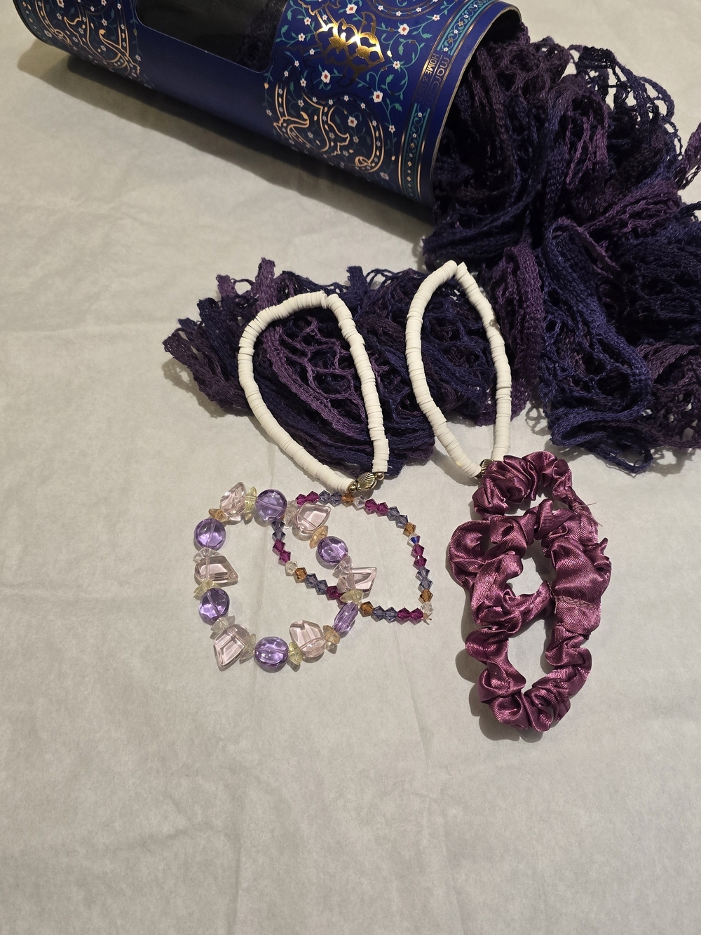 Handmad Gift Box Set Purple Satin Scrunchie & Beaded Bracelet Women Accessories